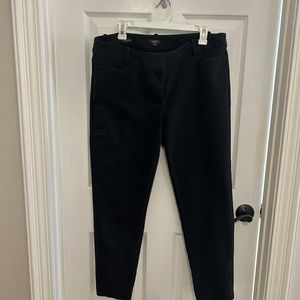 Loft Curvy Skinny Ankle pants- black
